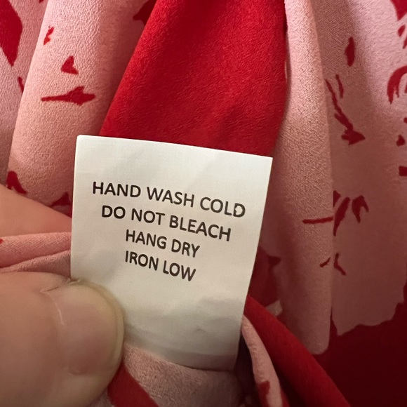 Sienna Sky Red & Pink V-Neck Crop Shirt - Picture 5 of 7